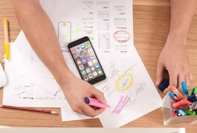 Costes mucho menores